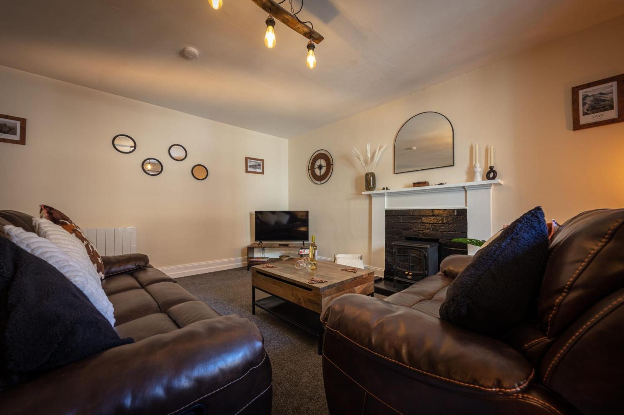 Apartamento 9A Bayfield Lane Portree Exterior foto