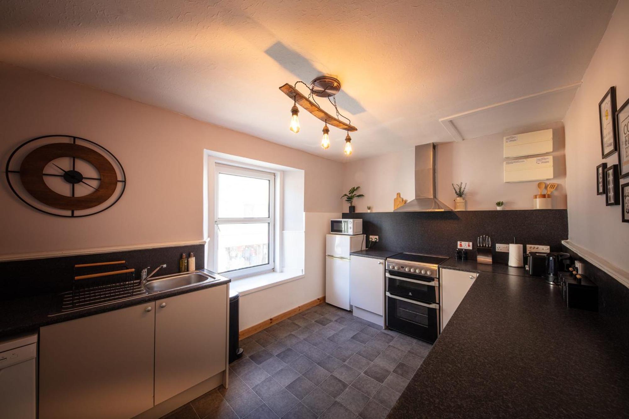 Apartamento 9A Bayfield Lane Portree Exterior foto